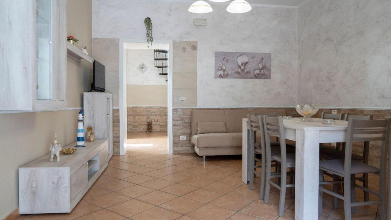 238 Holiday House Катанія Екстер'єр фото